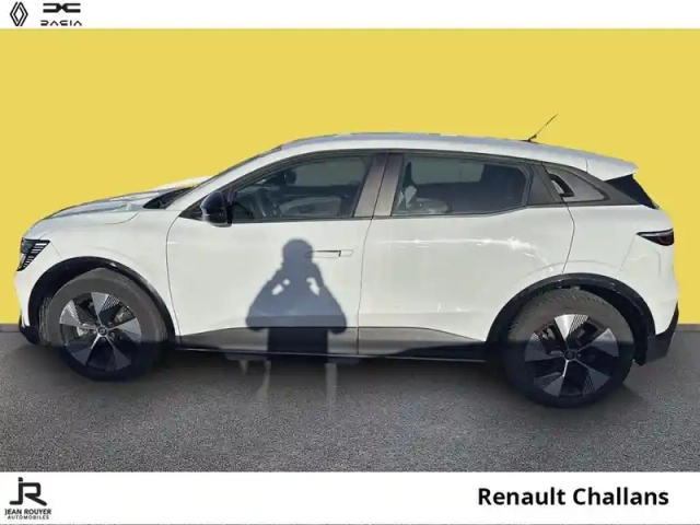 Renault Megane e-tech electric ev60 220ch equilibre super charge — photo 10
