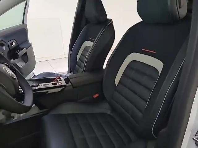 Citroën C5 Aircross hybride 145 ch e-dcs6 — photo 11