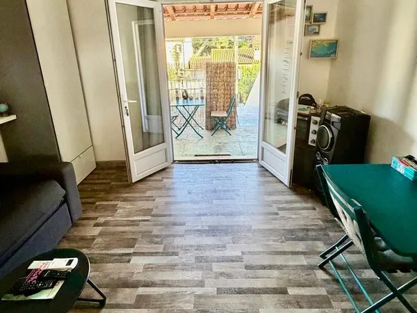 Vente studio plage AYGUADE HYERES