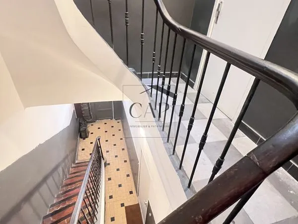 Immeuble 11 pièces 203 m²