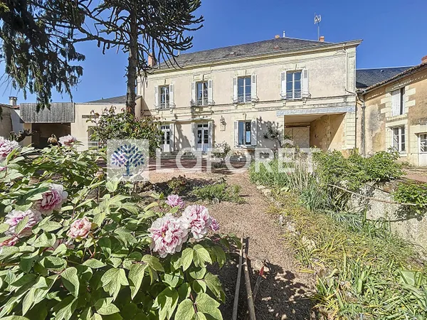 Maison 8 pièces 218 m²
