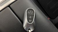 Mercedes Classe C 220 d 197ch AMG Line — photo 16