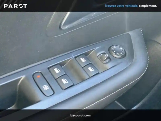 Peugeot 208 1.2 hybrid 110ch allure e-dcs6 — photo 6