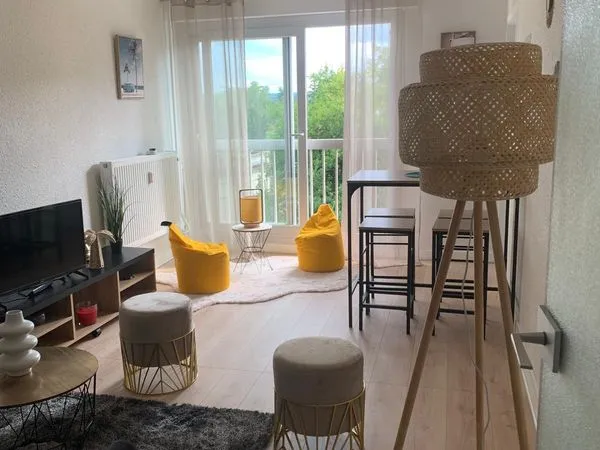 Location studio meublé refait à neuf