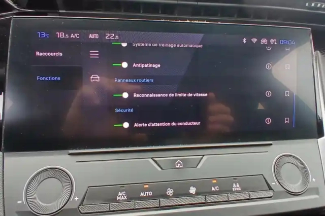 Peugeot 308 sw puretech 110ch s&amp;s bvm6 — photo 24