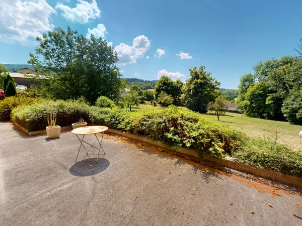 Maison 9 pièces 180 m²