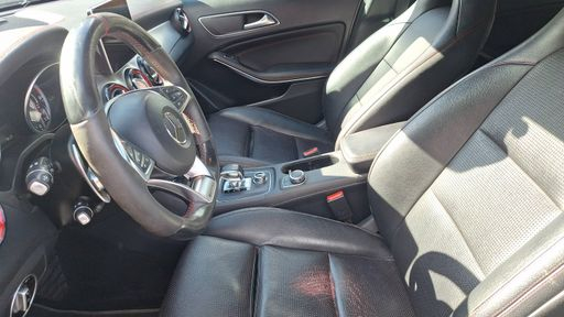 Mercedes Classe GLA 45 AMG 381 4Matic 7G-DCT - AMG – 2016 – 169214 km – Essence – Boîte Automatique — photo 8