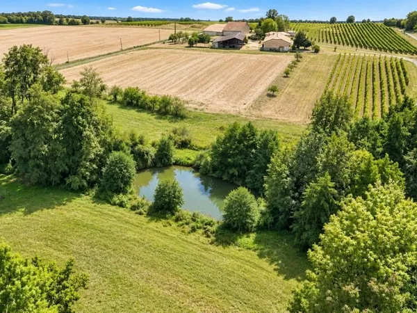 Achat : Maison Baignes-Sainte-Radegonde (16360)