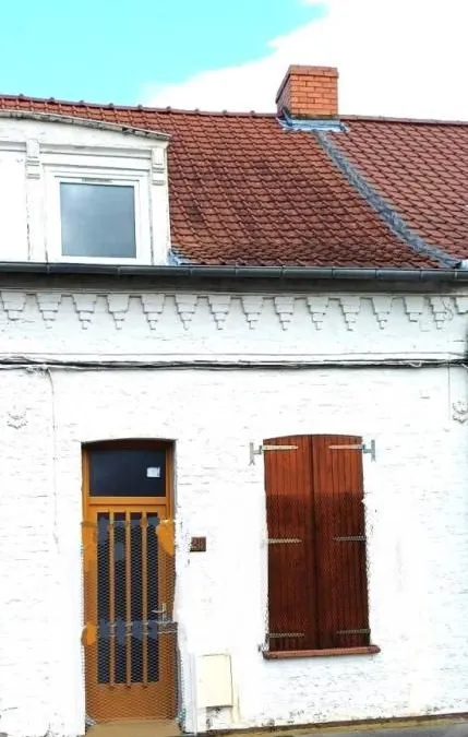 Photo 1