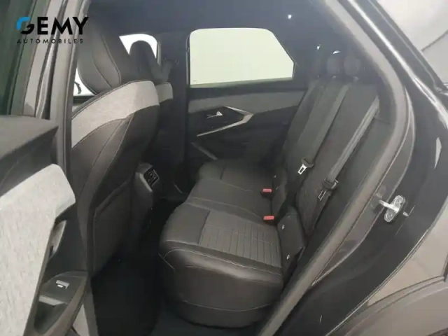 Peugeot 3008 hybrid 136 e-dcs6 — photo 32
