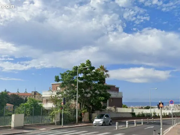 Local commercial 503 m² NICE