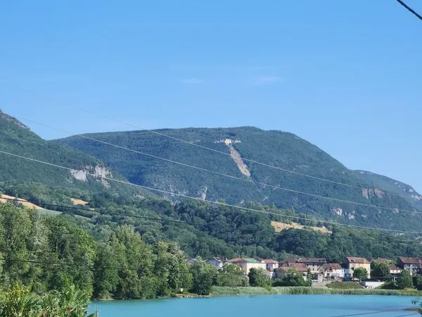 Appartement au calme vue Rhône