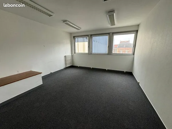 Bureau à louer 15 à 20 m²