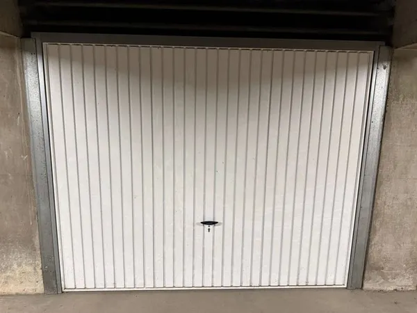 Parking 15 m²