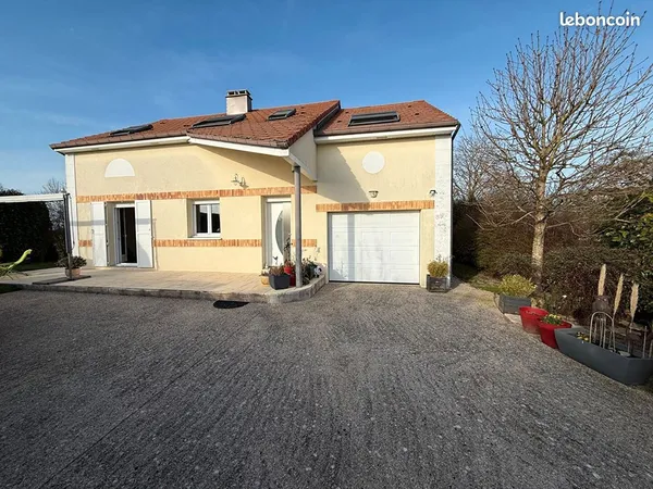 Maison 8 pièces 150 m²