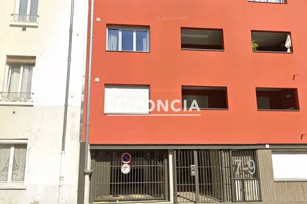Stationnement Location Villeurbanne   70€