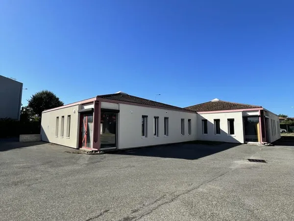 Zone Briffaut Technoparcs, local d'activité 360m2