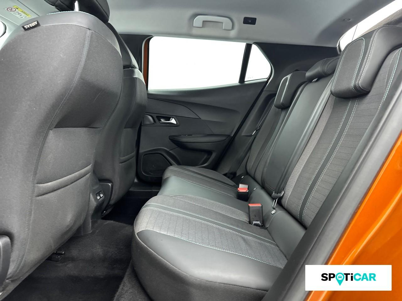 Peugeot 2008 1.2 puretech 100ch s&s allure pack — photo 10