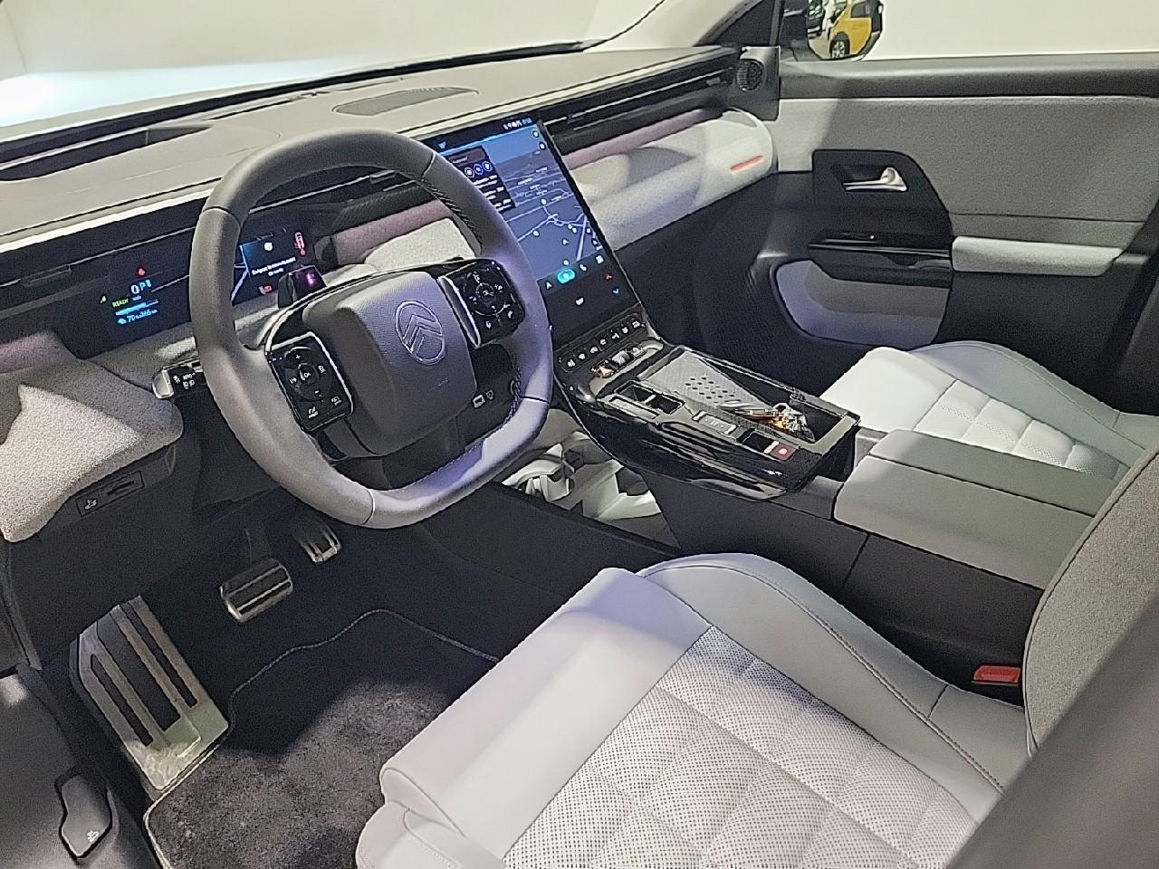 Citroën C5 Aircross e-c5 aircross 210 ch autonomie confort max — photo 9
