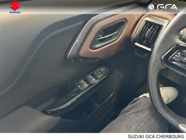 Suzuki Vitara 174ch 61kwh style — photo 12