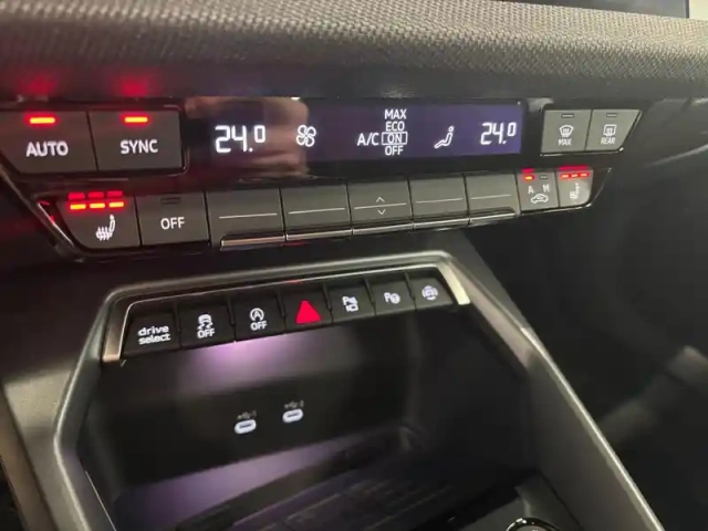 Audi A3 allstreet tfsi mild hybrid 150 s tronic 7 — photo 17