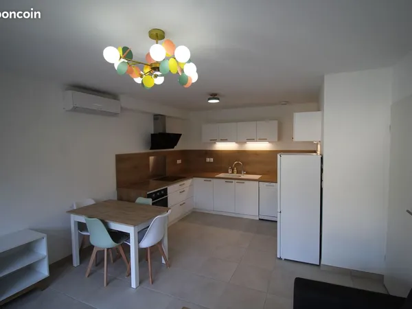 T2 meublé 45 m² avec balcon et garage - Vouvray