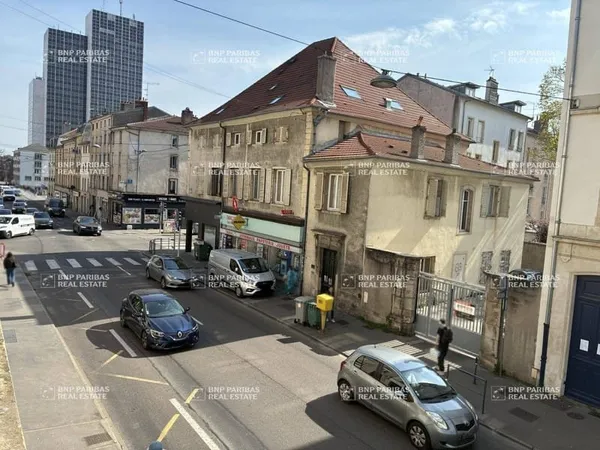 Bureaux 161 m²