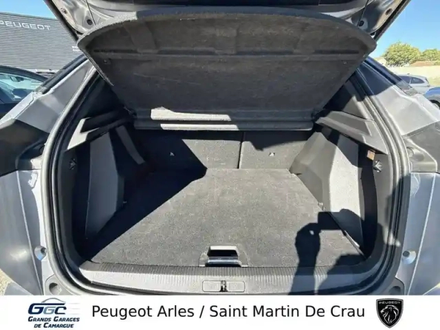 Peugeot 2008 puretech 130 s&amp;s eat8 — photo 21