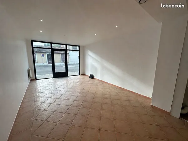 Local commercial 37 m² MONT DE MARSAN