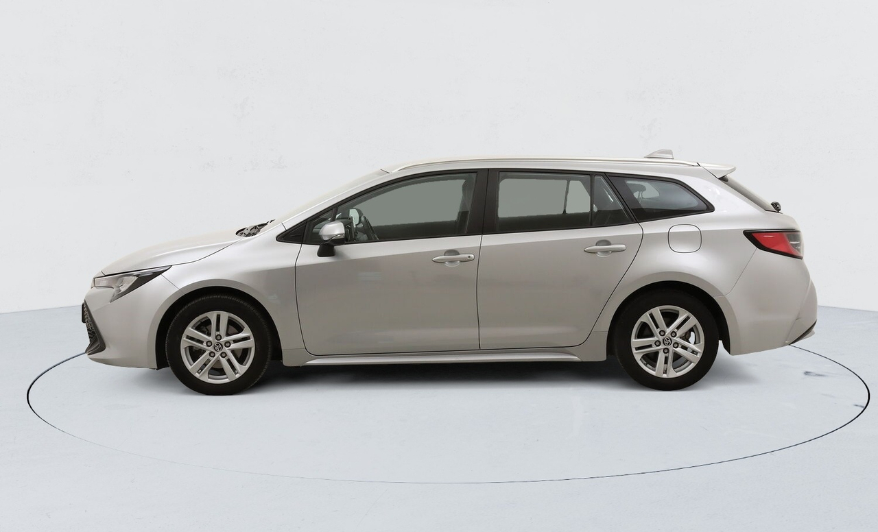 Toyota Corolla Touring Sports — photo 2