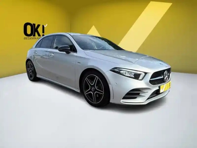 Mercedes Classe A camera   pack sport black — photo 7