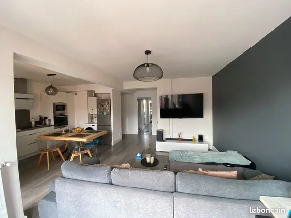 Appartement 4 pièces 77m2