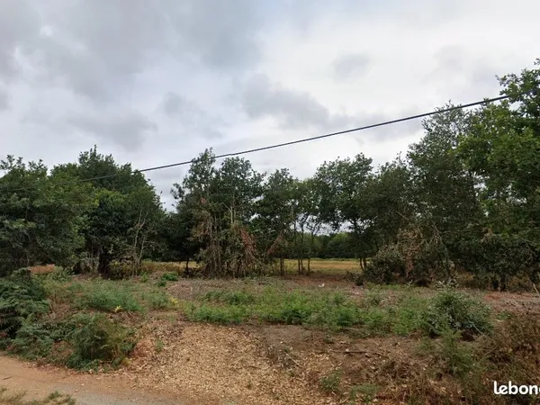 Terrain à bâtir de 436 m² à LE HINGLE (22)