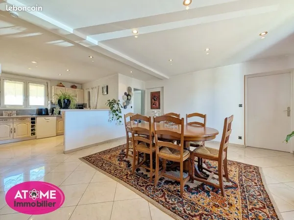 Appartement 6 pièces 97 m²