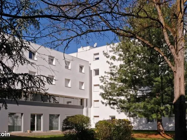 Studio 1 pièce 18 m²