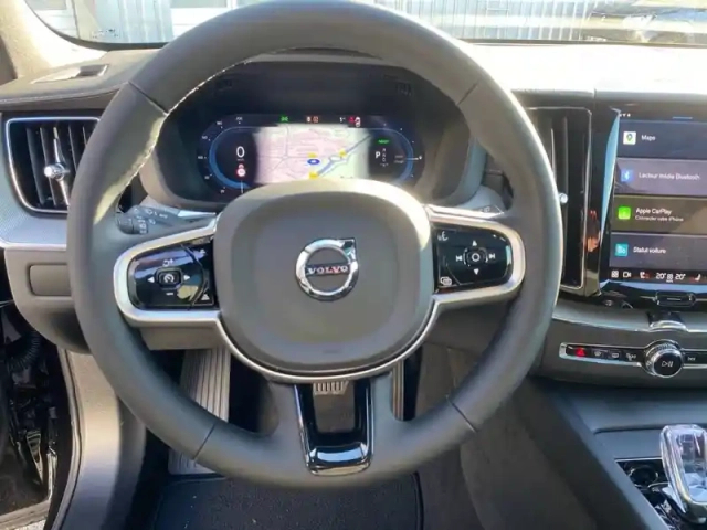 Volvo Xc60 t6 awd hybride rechargeable 253 ch+145 ch geartronic 8 — photo 18