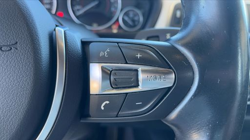 BMW Serie 3 330e 252 Plug in Hybrid BVA8 - M Sport – 2016 – 77189 km – Hybride rechargeable – Boîte Automatique — photo 11