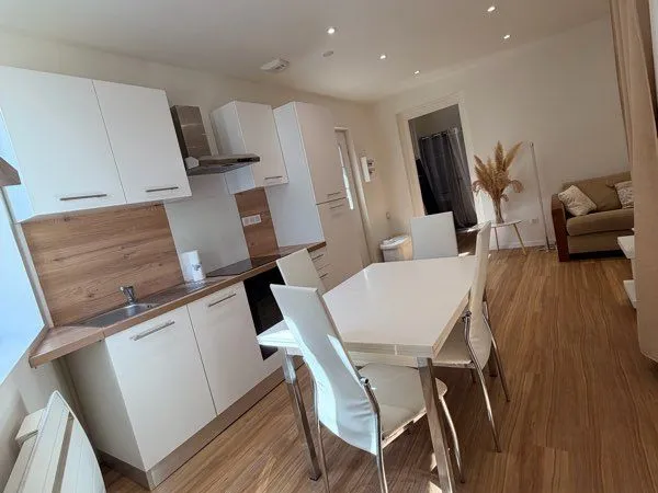 T2 meublé - Moderne et rénové