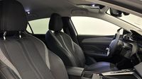 Peugeot 308 PHEV 180ch Allure Pack e-EAT8 — photo 15