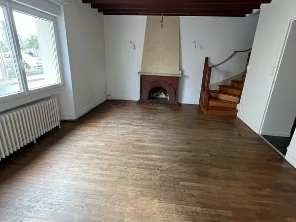 Maison de village 4 pièces avec jardin - 85 m² - Précigné