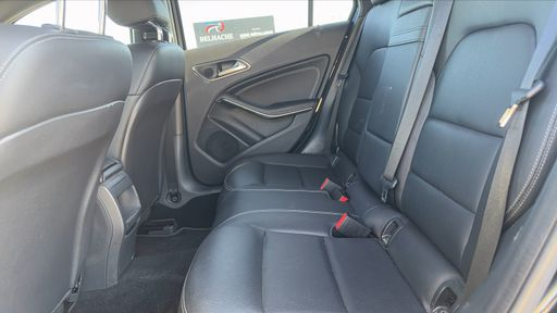 Mercedes Classe A 220 184 4Matic 7G-DCT - Whiteart Edition – 2016 – 93775 km – Essence – Boîte Automatique — photo 15