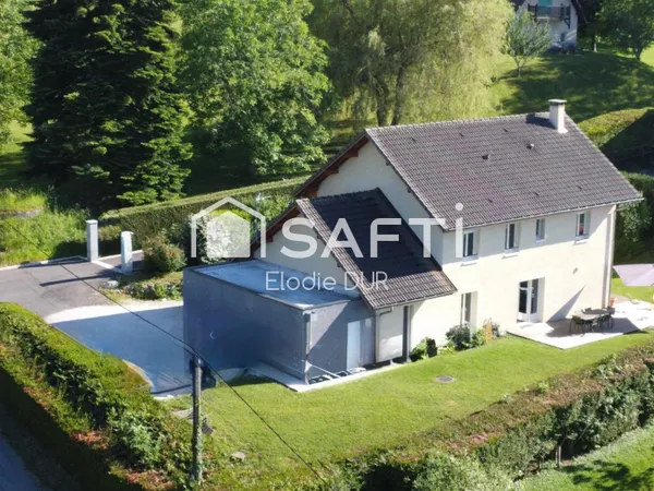 Maison 8 pièces à vendre à Le Montcel