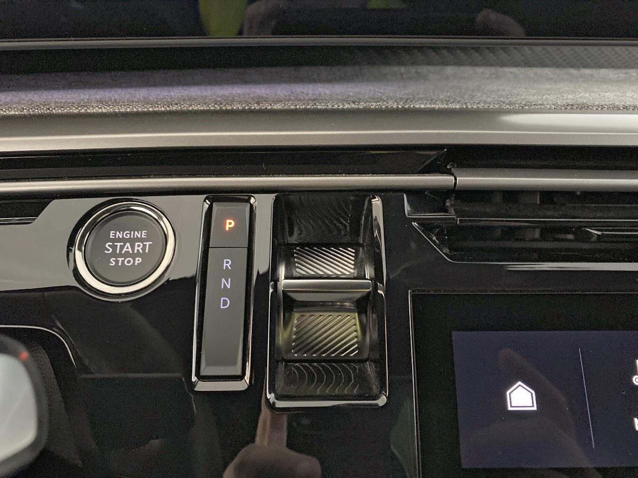 Peugeot 3008 electrique 210 ch 73 kwh allure — photo 15