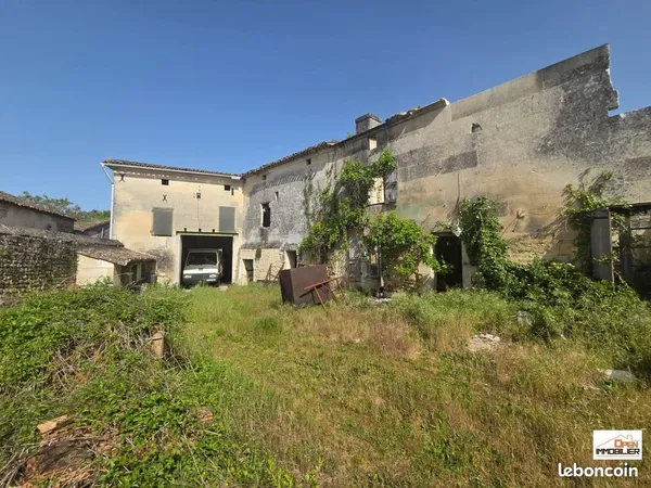 Ensemble immobilier à rénover