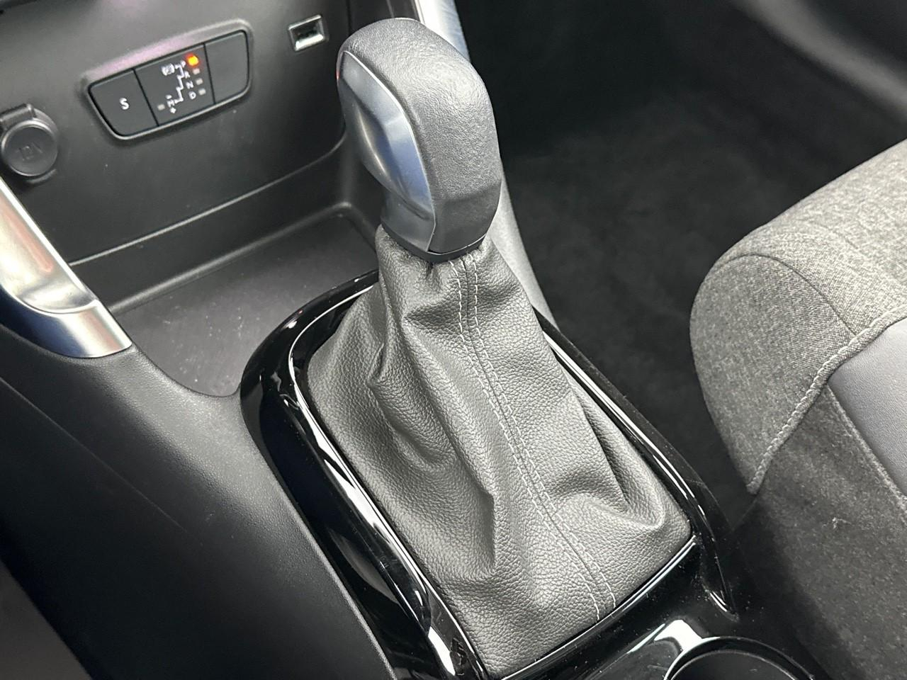 Citroën C3 Aircross puretech 130 s&s eat6 shine pack — photo 30
