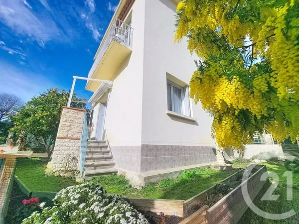 Maison 4 pièces 121 m²