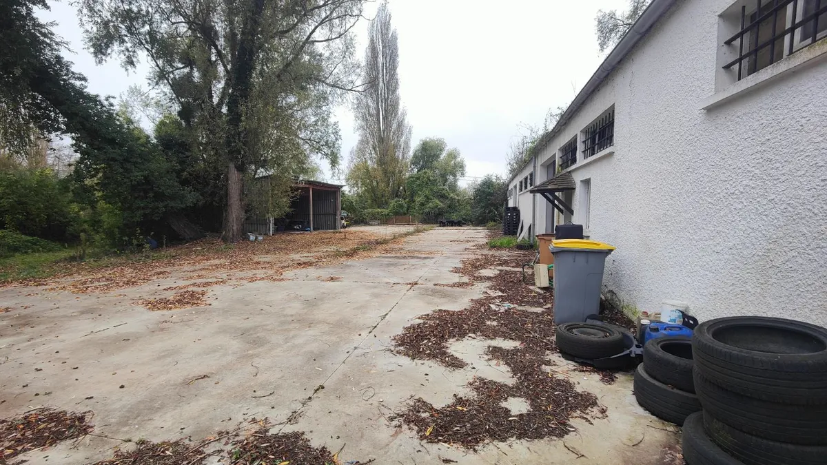 Photo 2