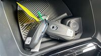 Citroen C4 1.2 Hybride 145ch MAX e-DCS6 — photo 16