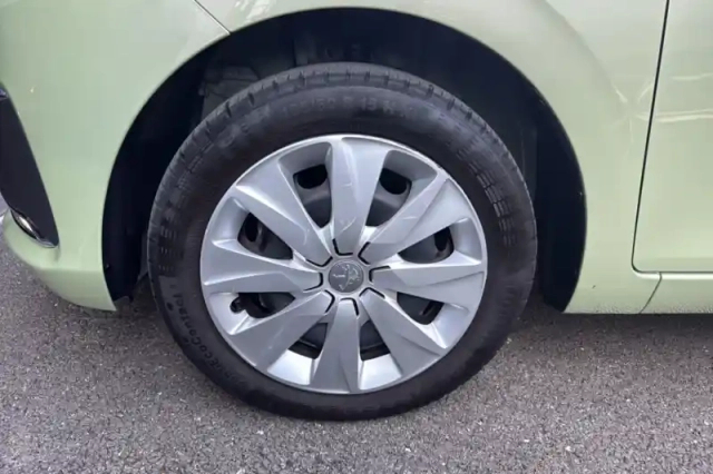 Peugeot 108 vti 72ch s&amp;s bvm5 — photo 9