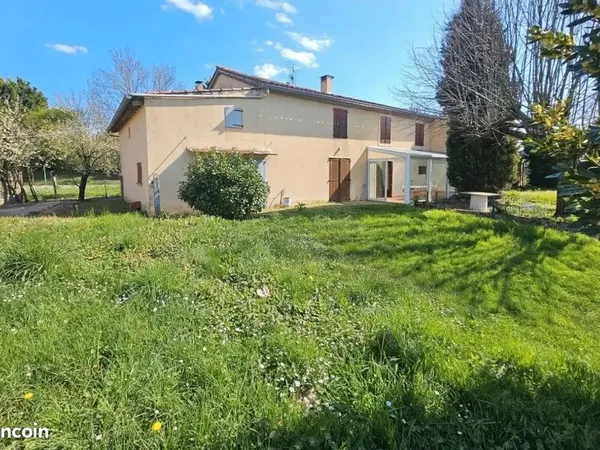 Maison familiale - Saint-Félix-Lauragais (4 kms de Revel)